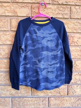 💫10/$25 • Old Navy Waffle Weave Camo Long Sleeve Top